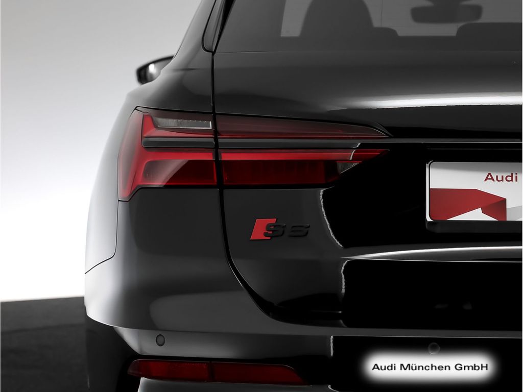 Audi S6 2024 г. Чёрный, пробег 41864 км
