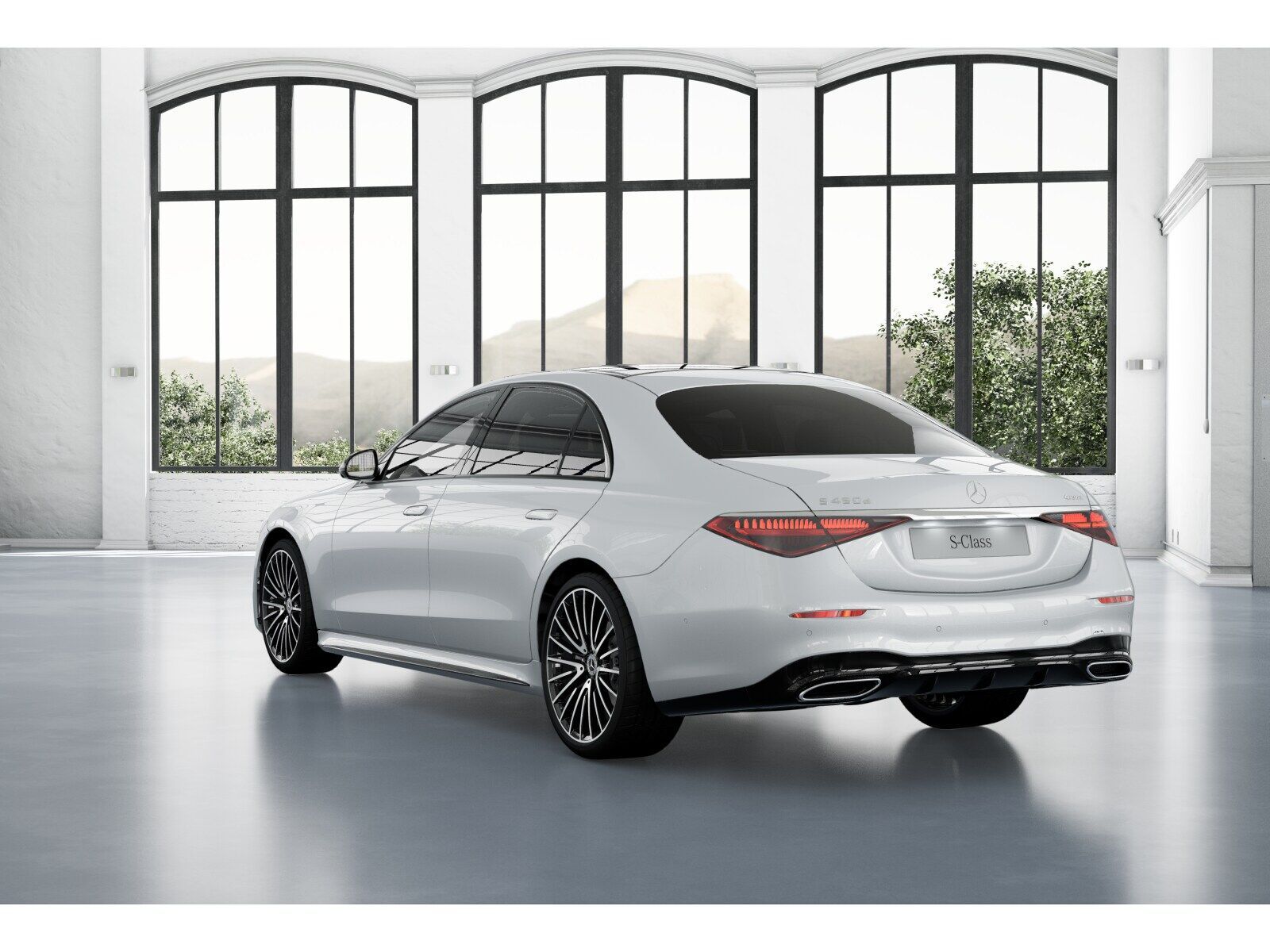 Mercedes-Benz S 450 2024 г. Белый, пробег 53931 км