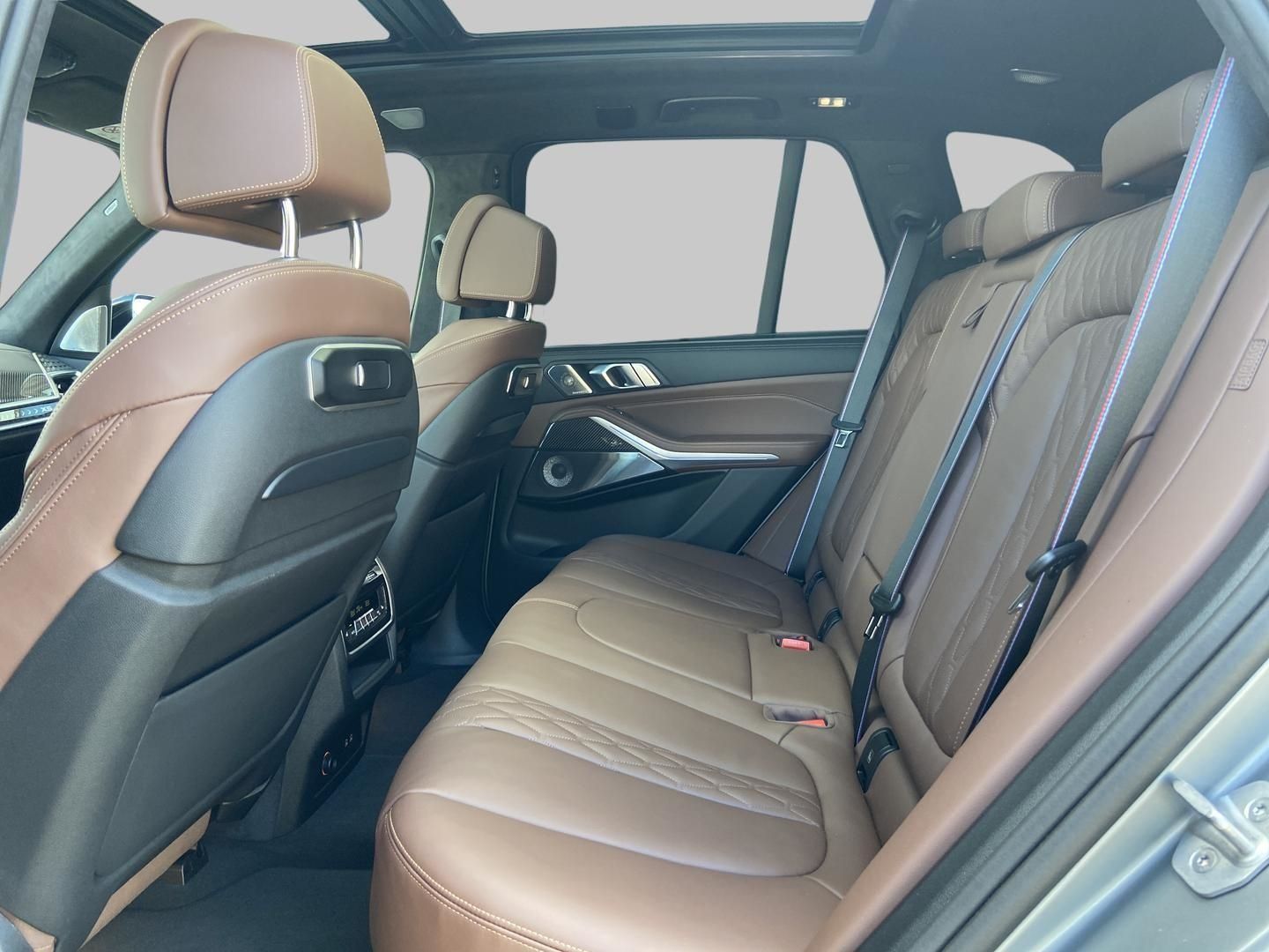 BMW X5 2024 г. Серый, пробег 52824 км