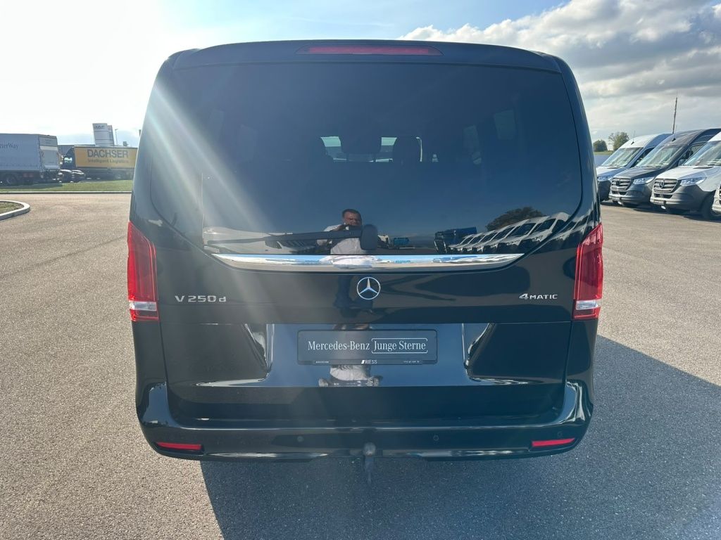 Mercedes-Benz V 250 2023 г. Чёрный, пробег 48967 км
