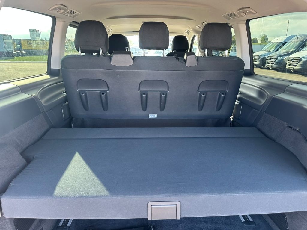 Mercedes-Benz V 250 2023 г. Чёрный, пробег 48967 км