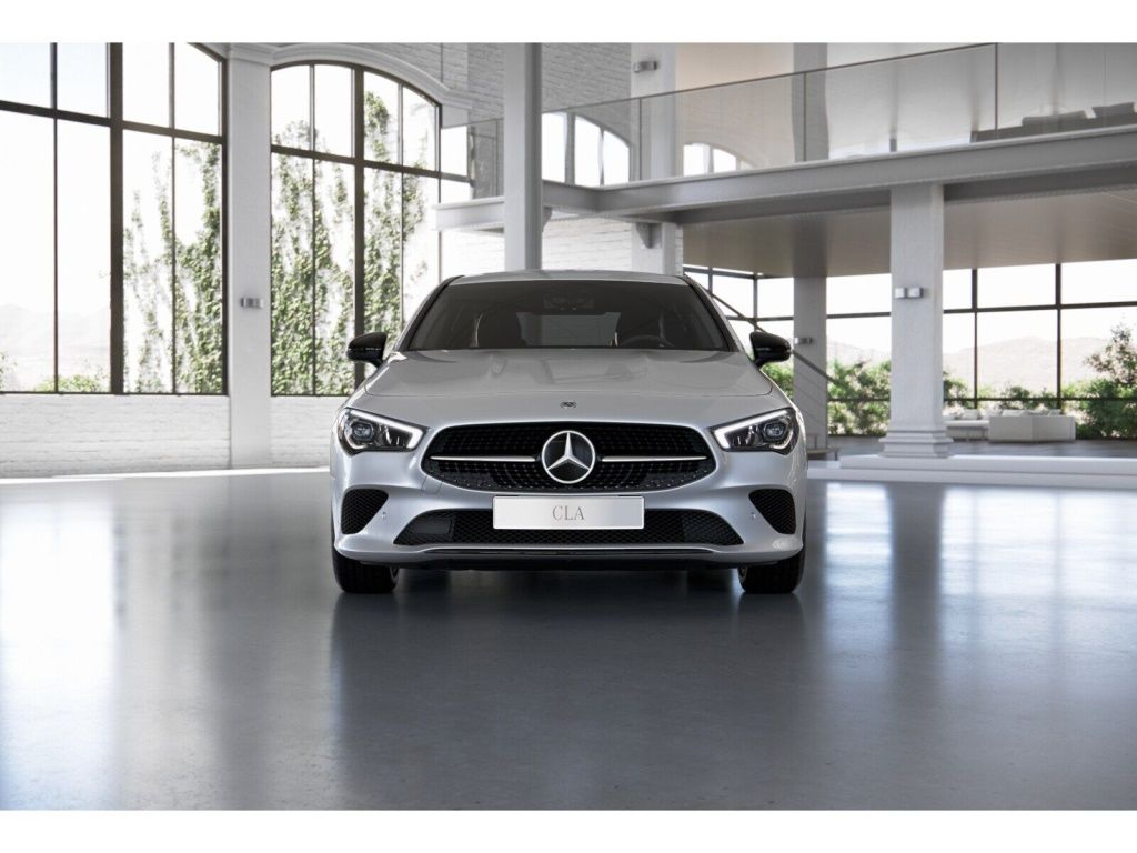 Mercedes-Benz CLA 200 2023 г. Белый, пробег 57330 км