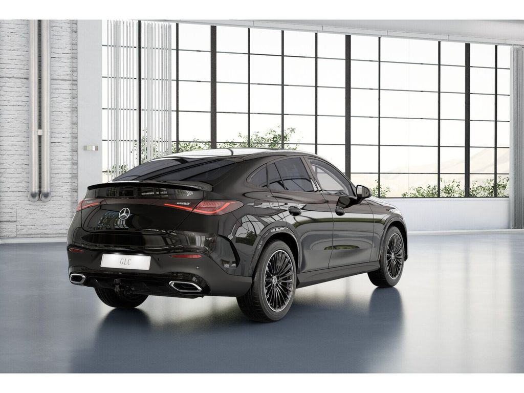 Mercedes-Benz GLC 300 2025 г. Чёрный, пробег 19986 км