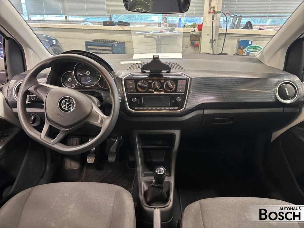 Volkswagen up! 2022 г. Белый, пробег 53678 км