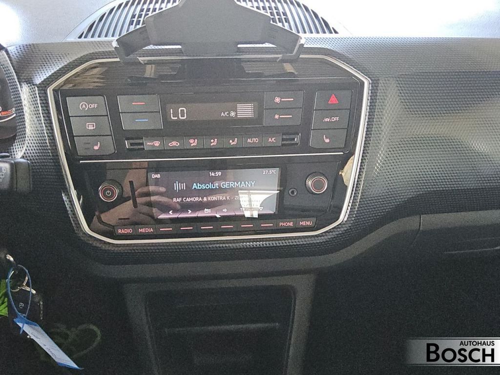 Volkswagen up! 2023 г. Серый, пробег 39108 км