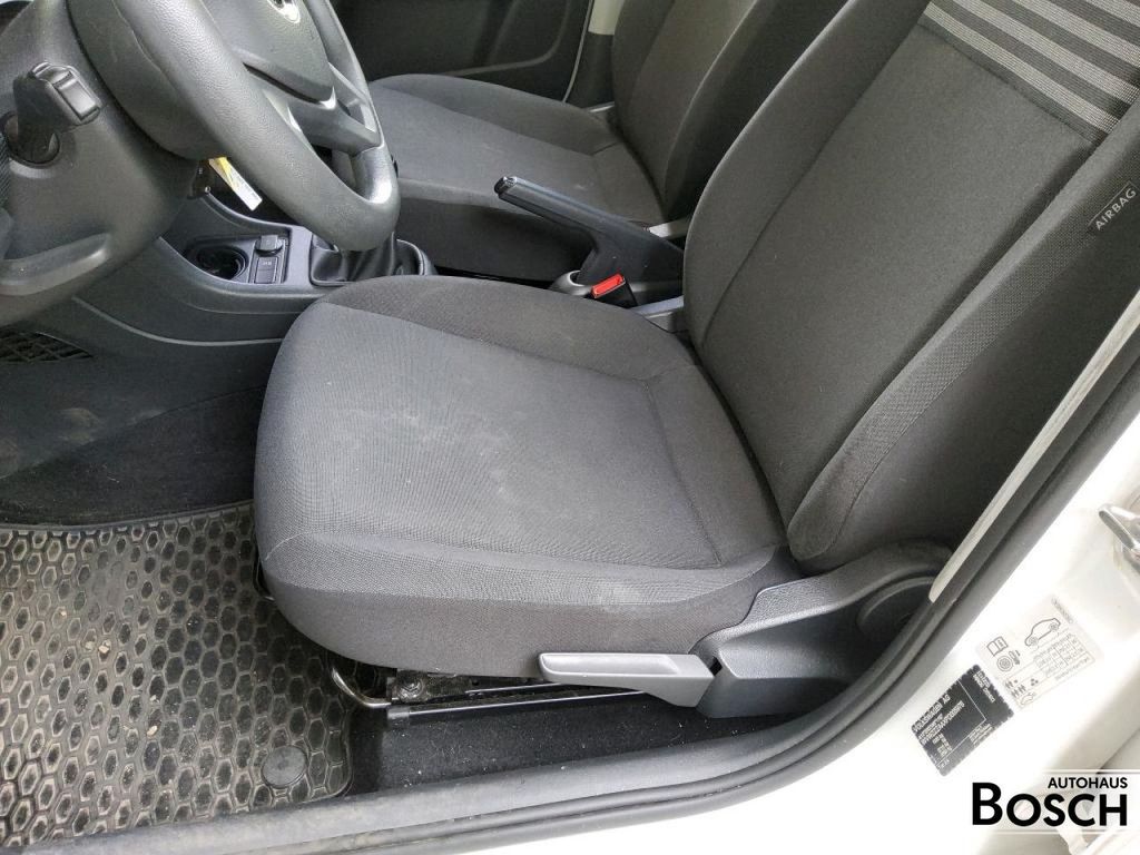 Volkswagen up! 2023 г. Белый, пробег 46915 км