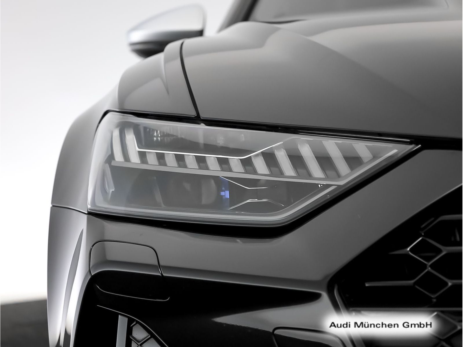 Audi RS6 2024 г. Чёрный, пробег 30246 км