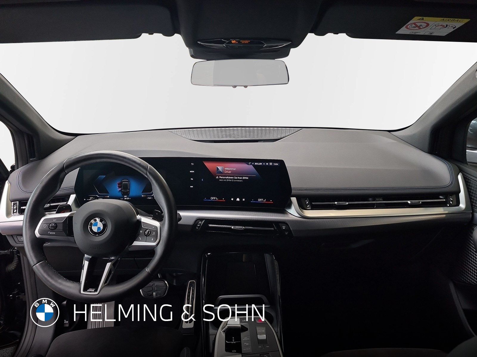 BMW 218 ACTIVE TOURER 2024 г. Чёрный, пробег 28150 км