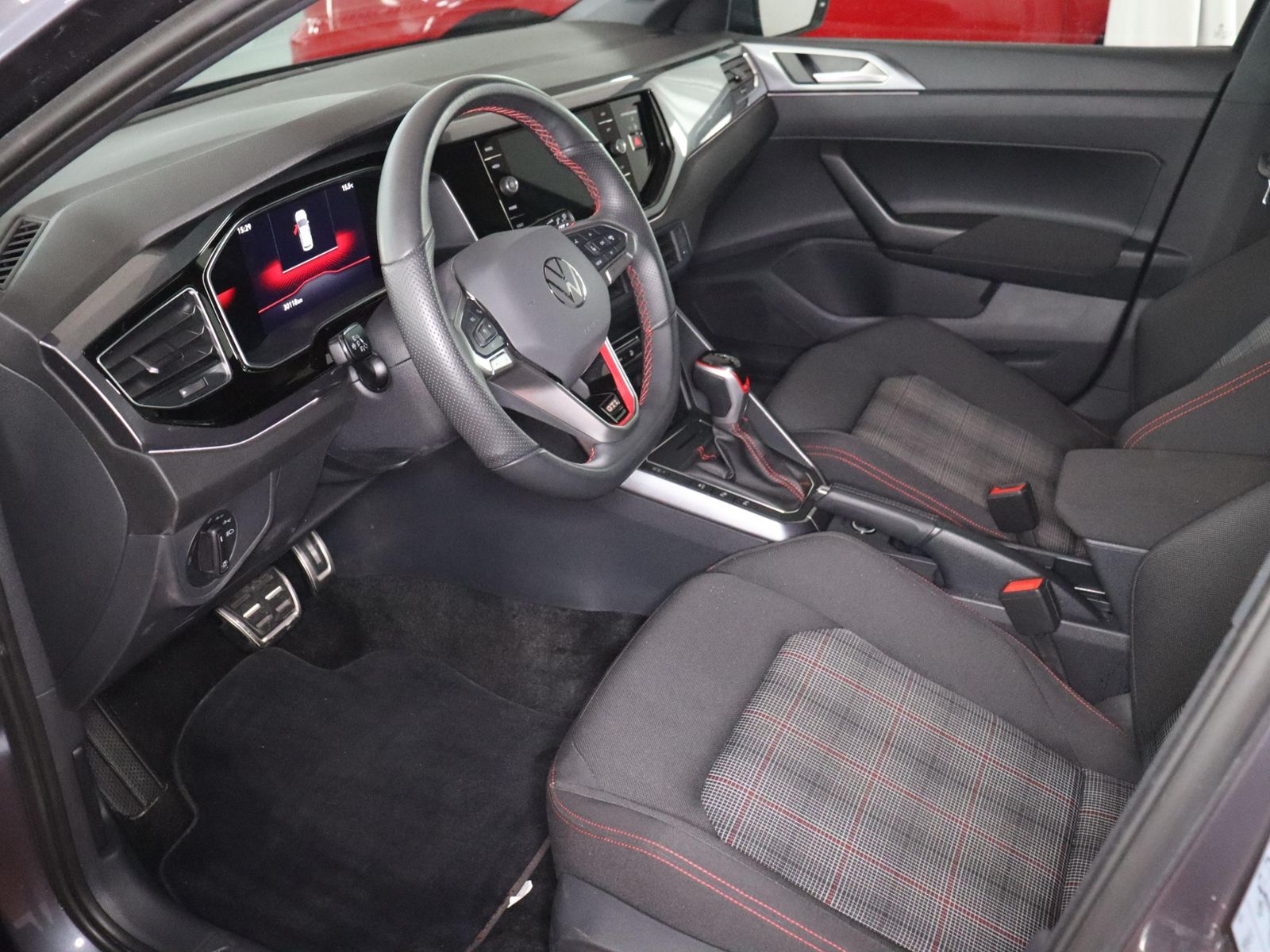 Volkswagen Polo 2025 г. Серый, пробег 30114 км