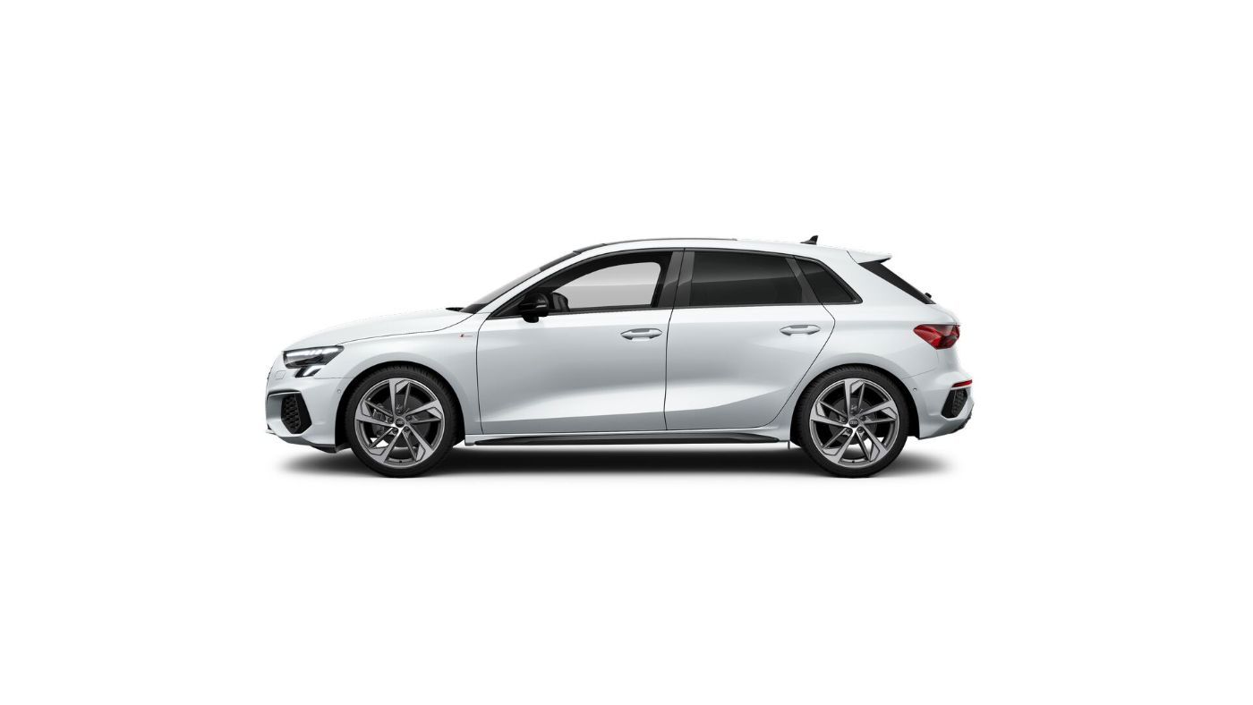 Audi A3 2023 г. Белый, пробег 39436 км