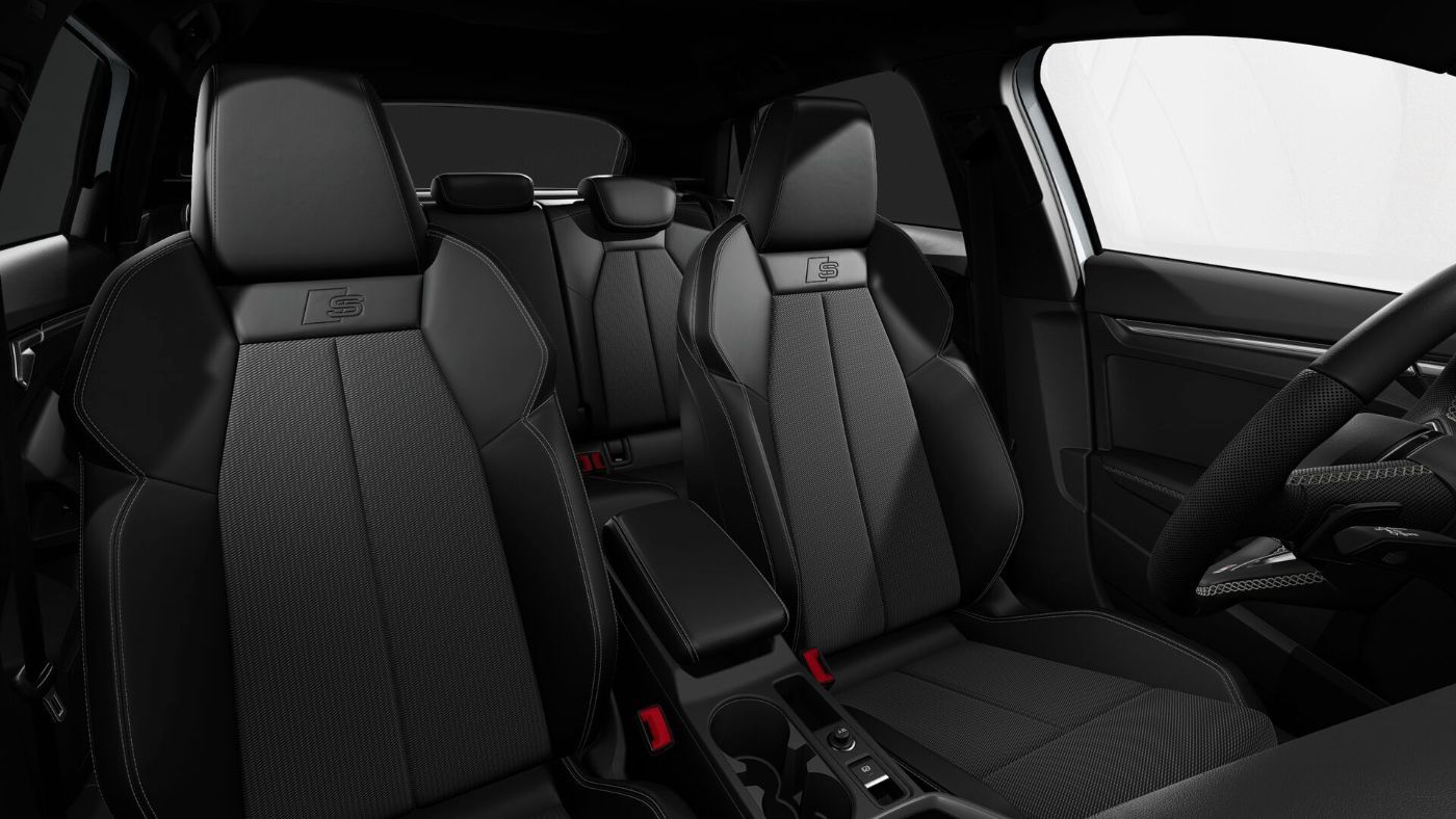 Audi A3 2023 г. Белый, пробег 39436 км