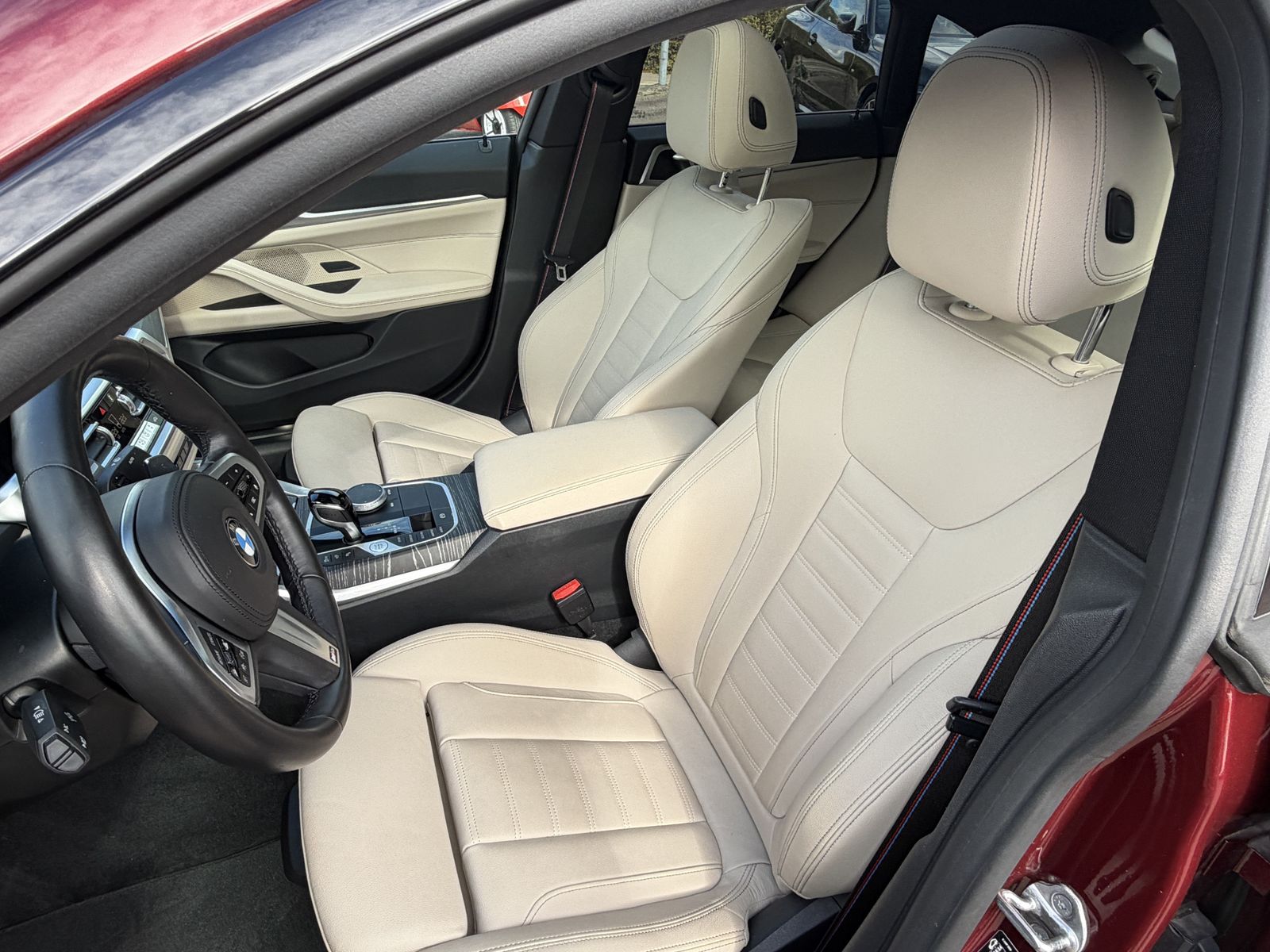 BMW M440 2022 г. Красный, пробег 37850 км