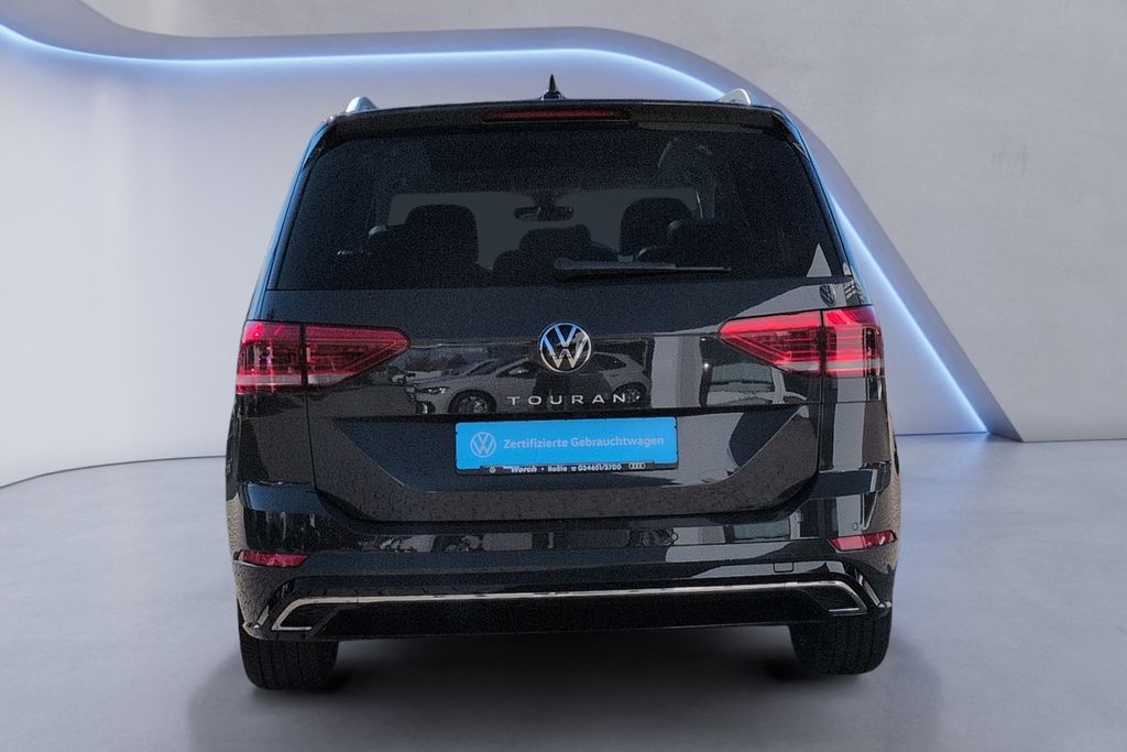 Volkswagen Touran 2026 г. Серый, пробег 8357 км
