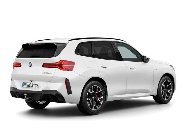 BMW X3 2025 г. Белый, пробег 20000 км