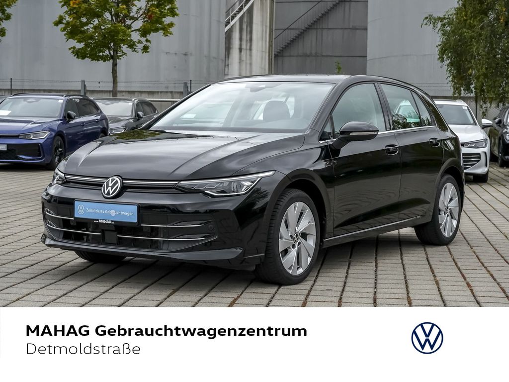 Volkswagen Golf 2024 г. Чёрный, пробег 9704 км