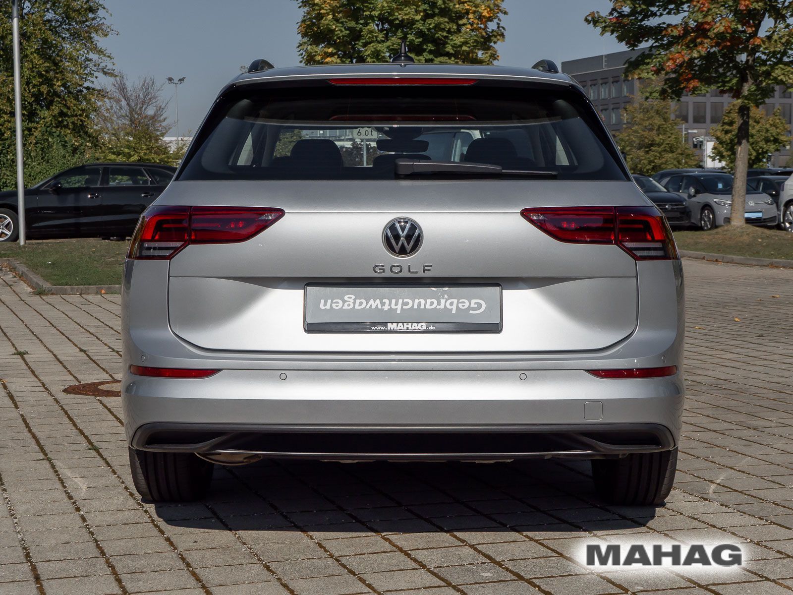 Volkswagen Golf 2023 г. Серебристый, пробег 55626 км