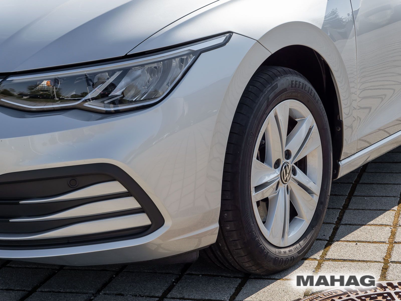 Volkswagen Golf 2023 г. Серебристый, пробег 55626 км