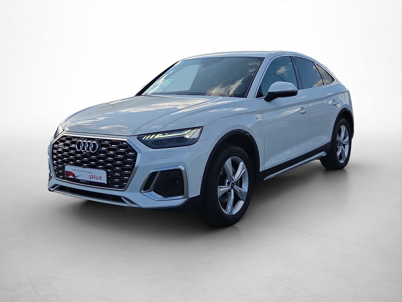 Audi Q5 2023 г. Белый, пробег 40367 км