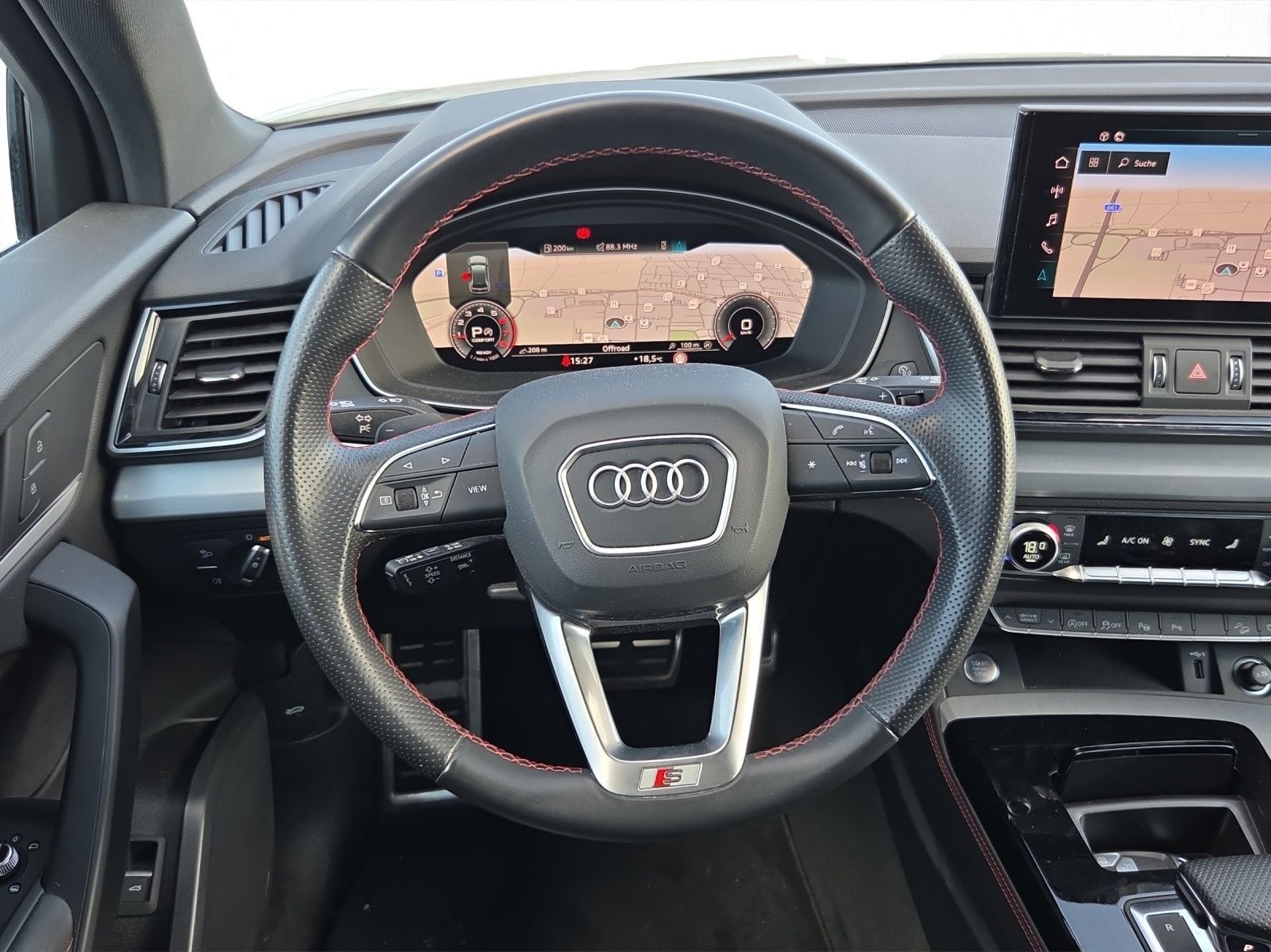 Audi Q5 2023 г. Белый, пробег 40367 км