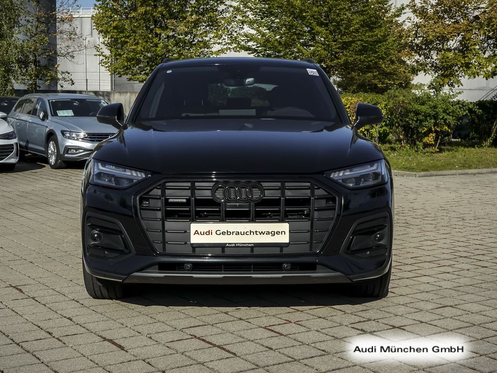 Audi Q5 2023 г. Чёрный, пробег 52990 км