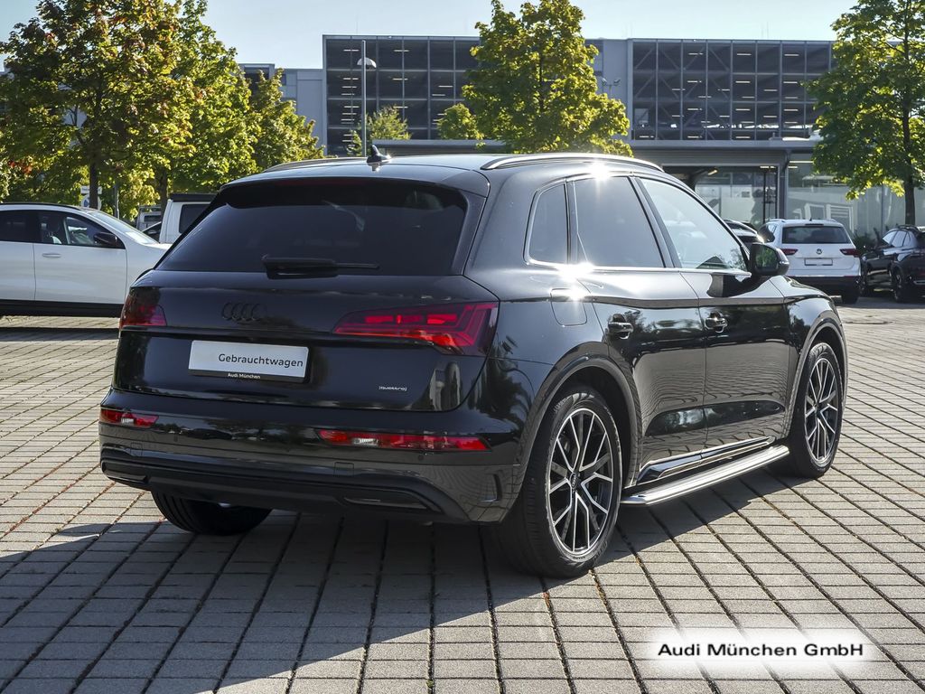 Audi Q5 2023 г. Чёрный, пробег 52990 км