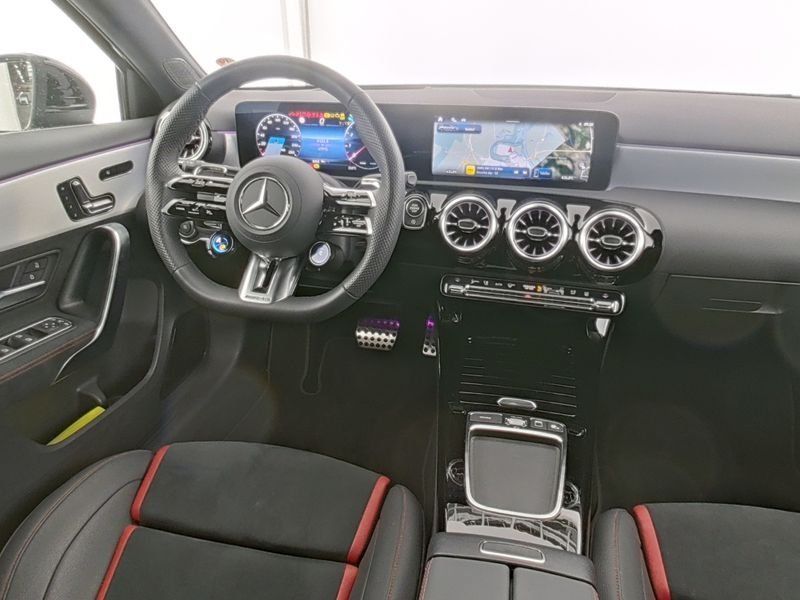 Mercedes-Benz A 35 AMG 2025 г. Чёрный, пробег 17973 км