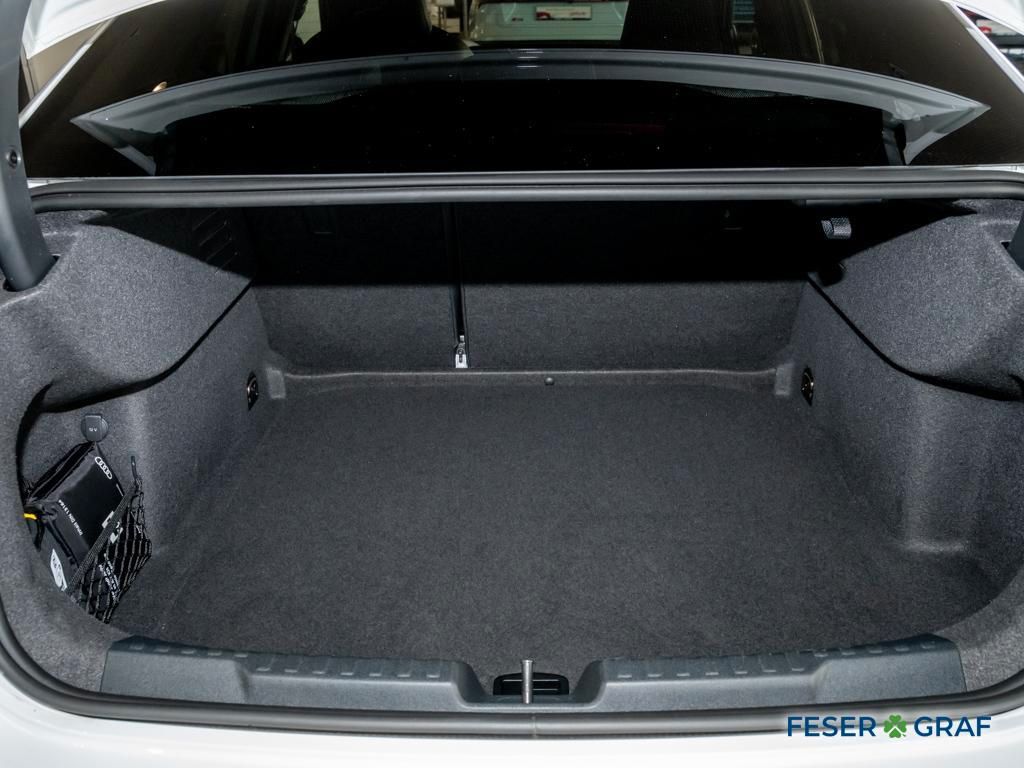 Audi S3 2025 г. Белый, пробег 18710 км