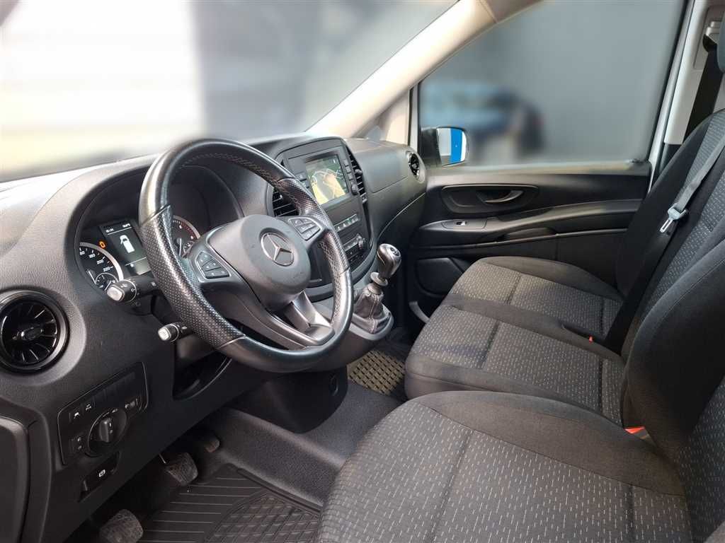 Mercedes-Benz Vito 2023 г. Белый, пробег 39805 км