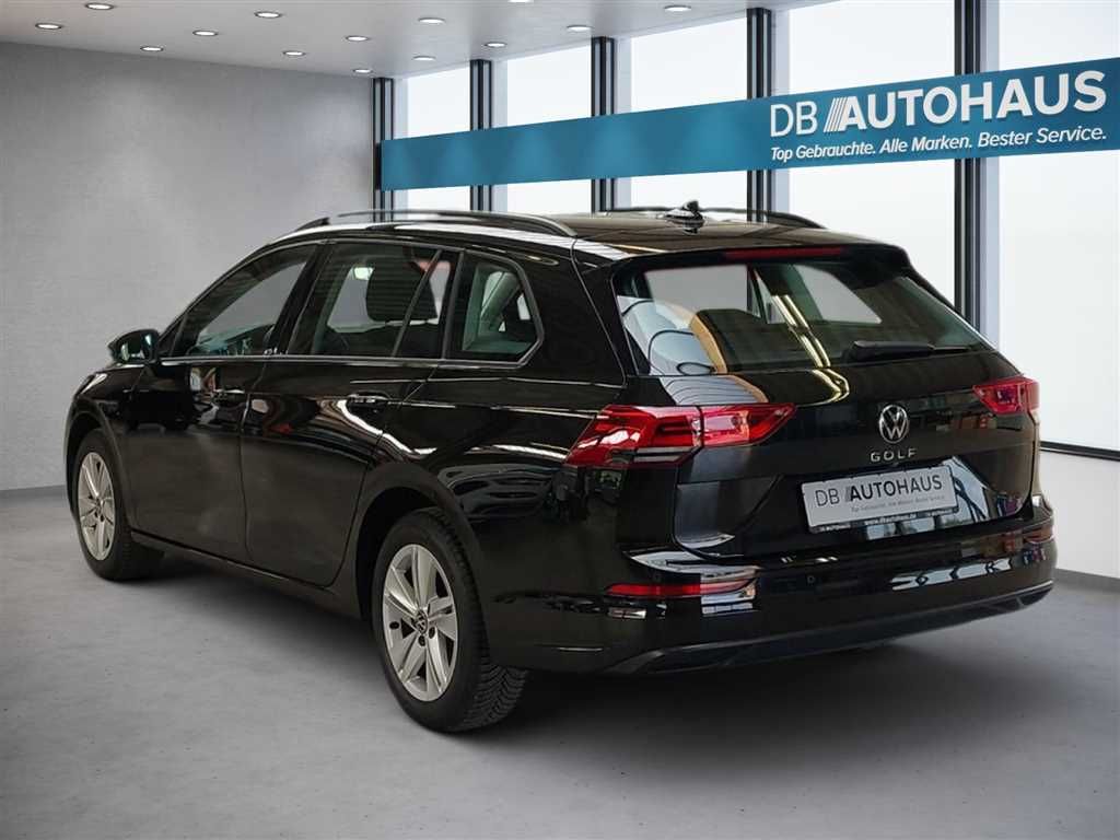 Volkswagen Golf 2024 г. Чёрный, пробег 52880 км