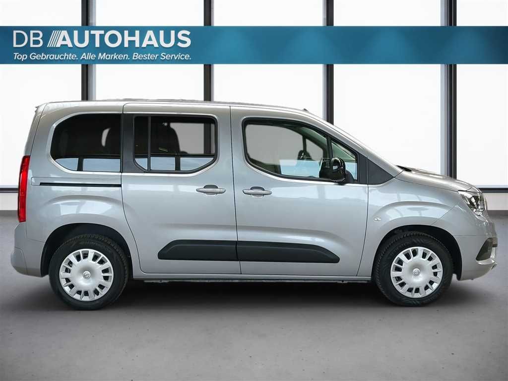 Opel COMBO LIFE 2023 г. Серебристый, пробег 56849 км