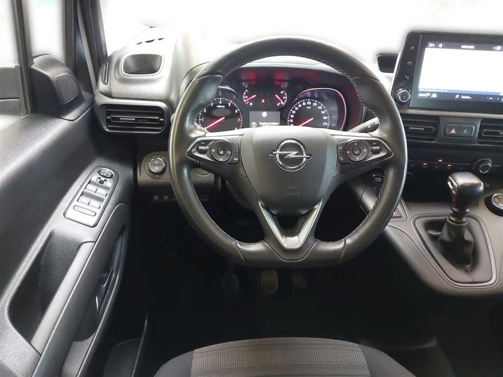 Opel COMBO LIFE 2023 г. Серебристый, пробег 56849 км