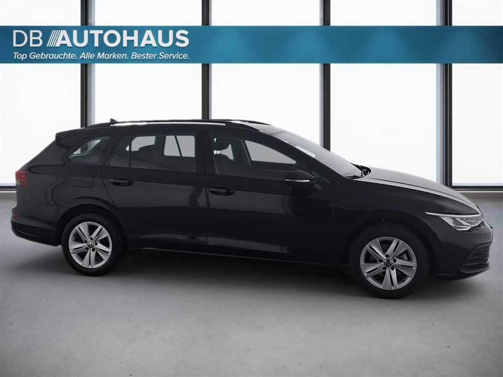 Volkswagen Golf 2023 г. Чёрный, пробег 44155 км