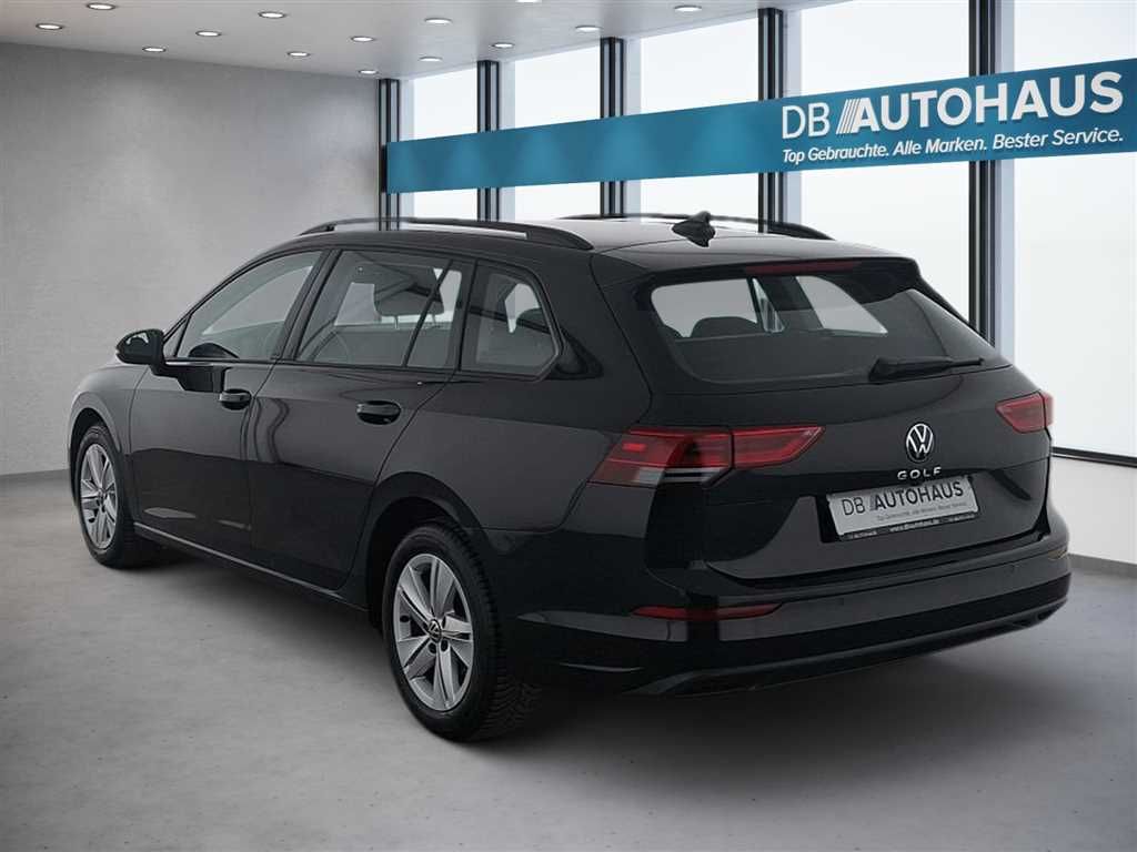 Volkswagen Golf 2023 г. Чёрный, пробег 44155 км