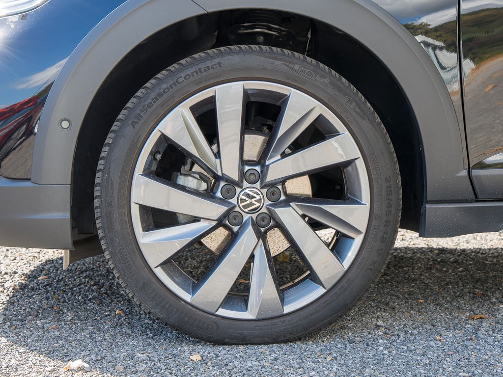 Volkswagen Taigo 2022 г. Чёрный, пробег 49920 км