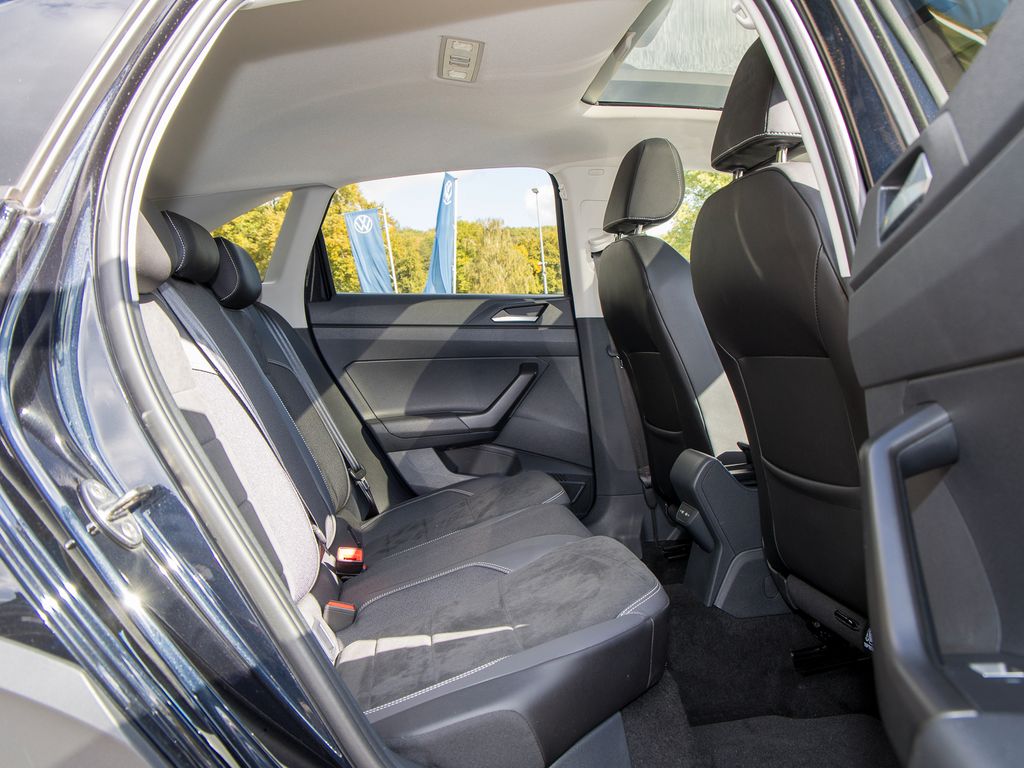 Volkswagen Taigo 2022 г. Чёрный, пробег 49920 км