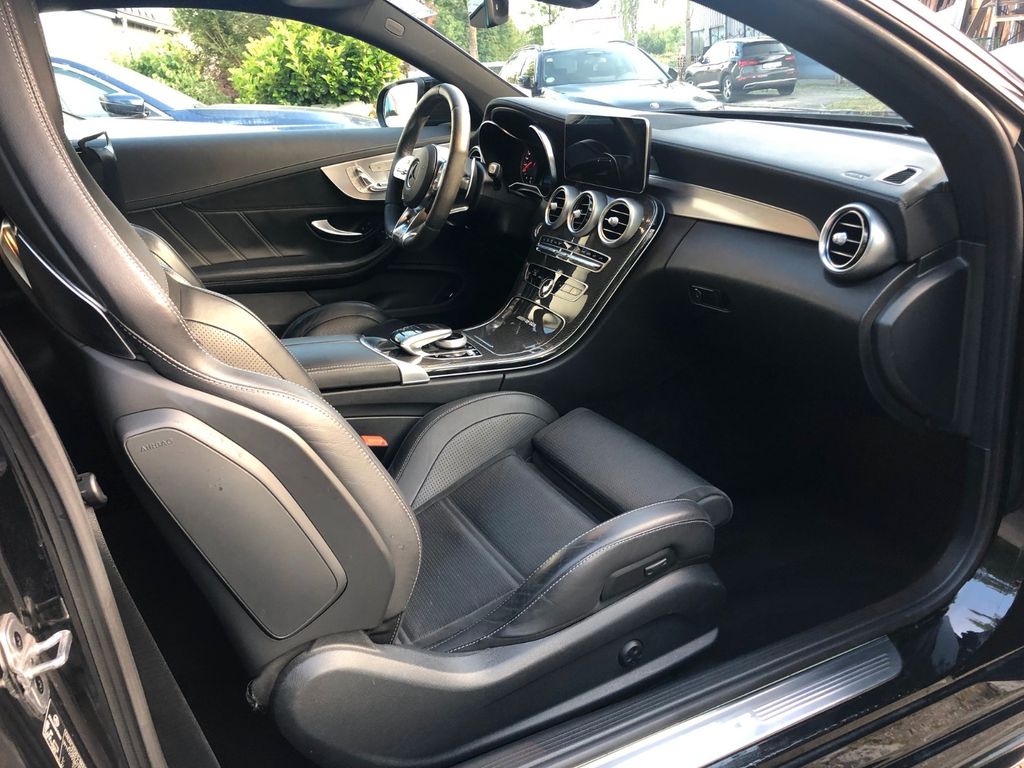 Mercedes-Benz C 63 AMG 2021 г. Чёрный, пробег 53000 км