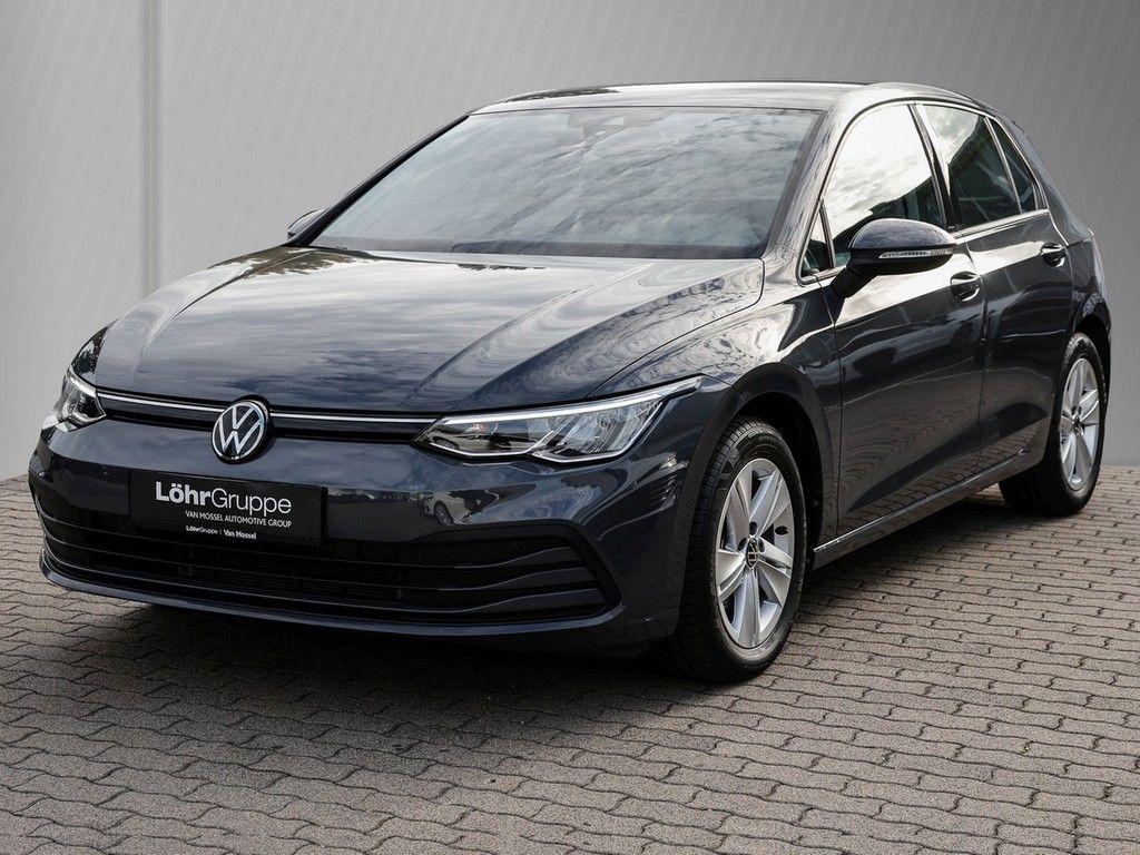 Volkswagen Golf 2024 г. Серый, пробег 42050 км