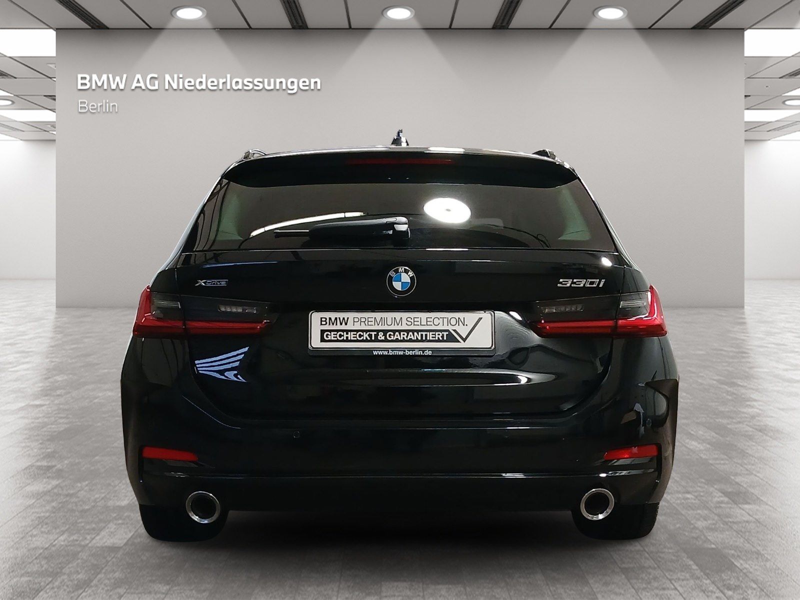 BMW 330 2023 г. Чёрный, пробег 32169 км