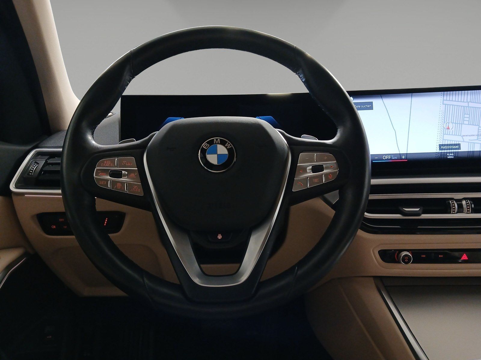 BMW 330 2023 г. Чёрный, пробег 32169 км