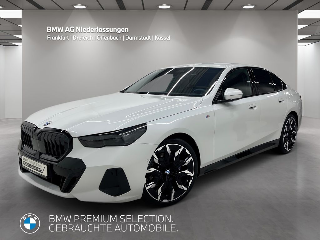 BMW 520 2025 г. Белый, пробег 17400 км