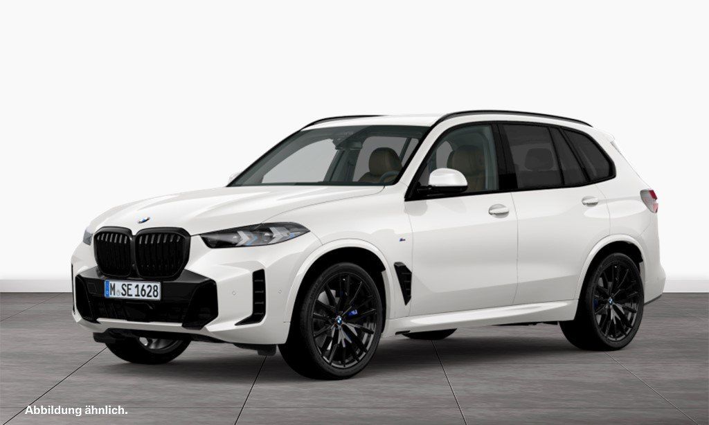 BMW X5 2023 г. Белый, пробег 34683 км