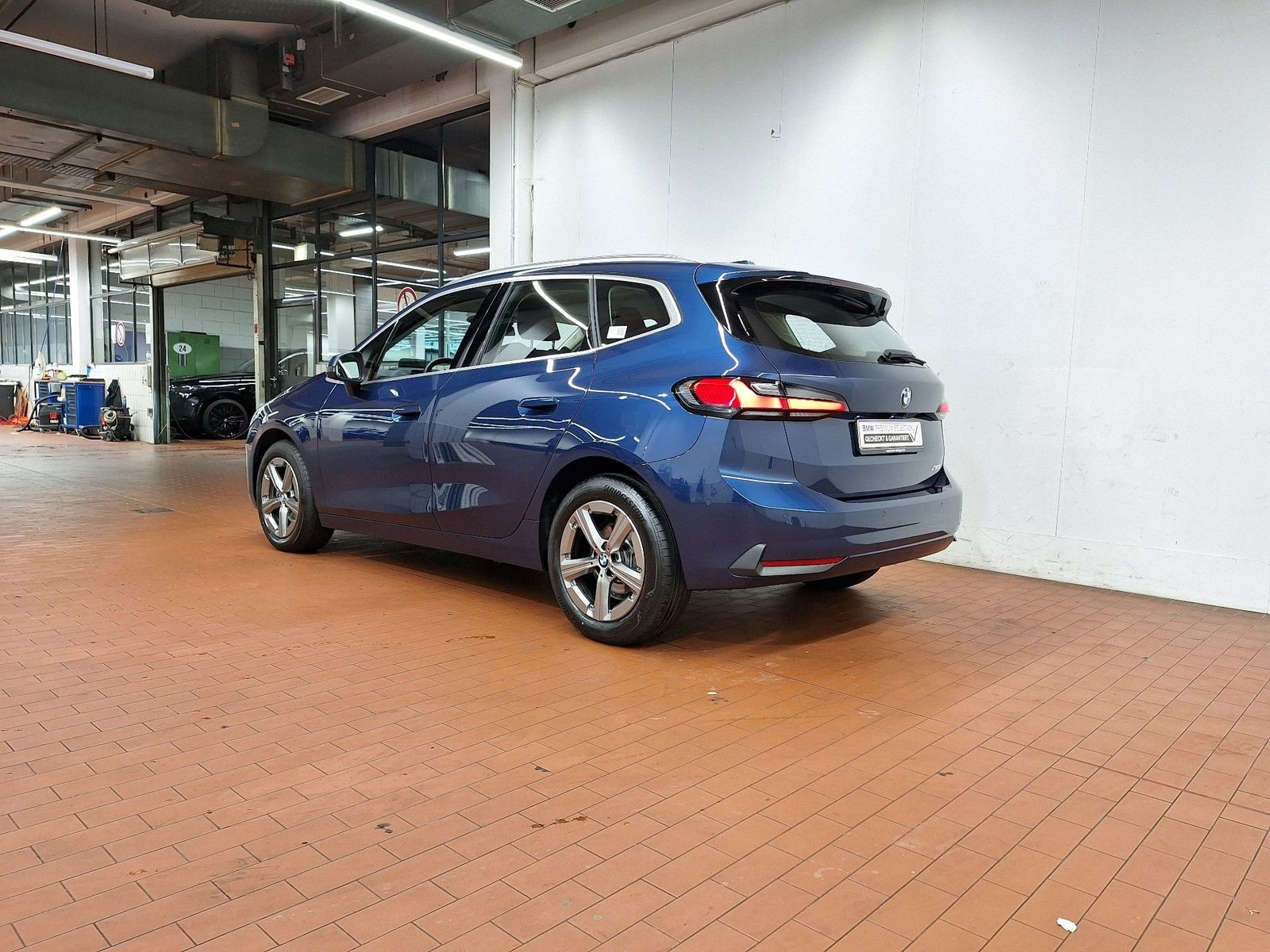 BMW 218 ACTIVE TOURER 2023 г. Синий, пробег 43558 км