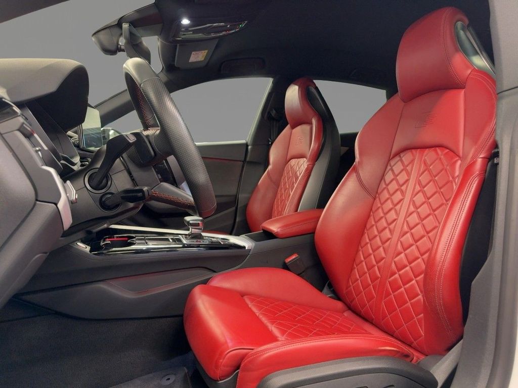 Audi A5 2024 г. Белый, пробег 54918 км