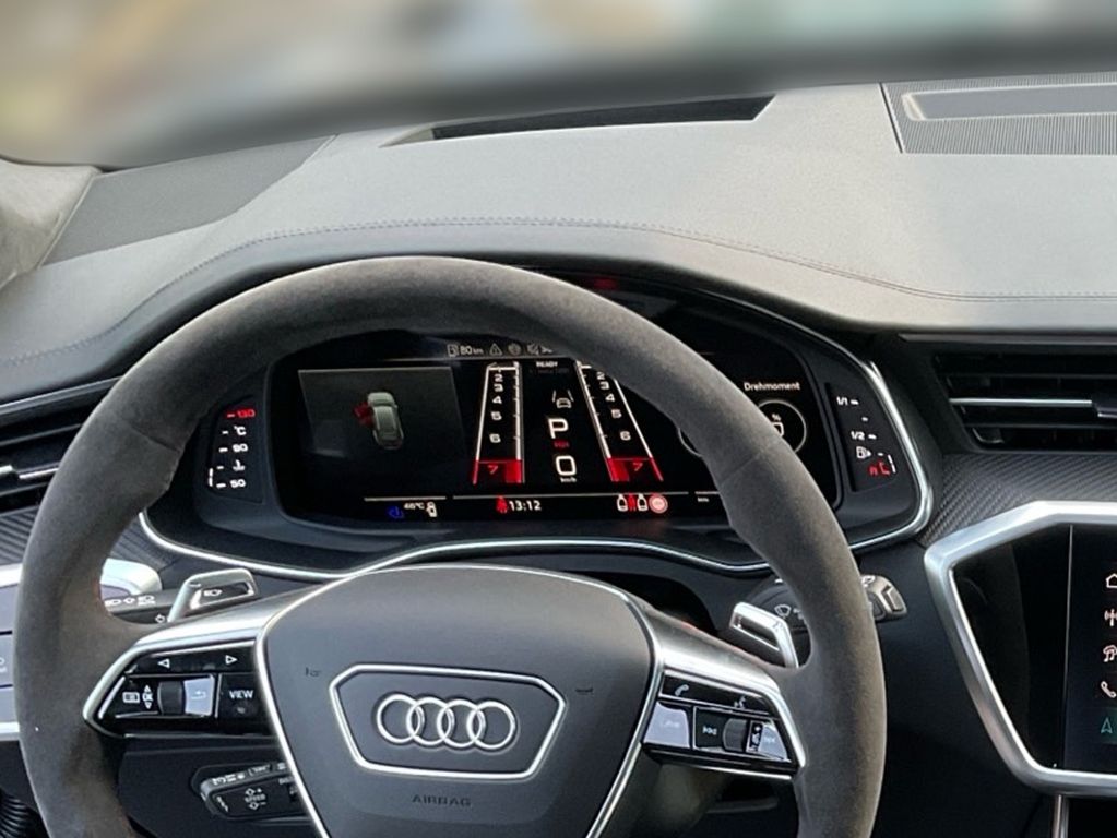 Audi RS6 2024 г. Чёрный, пробег 40000 км