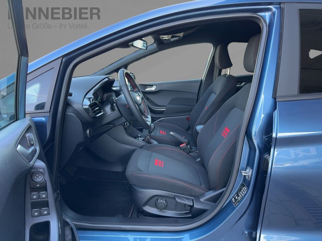 Ford Fiesta 2023 г. Синий, пробег 35075 км