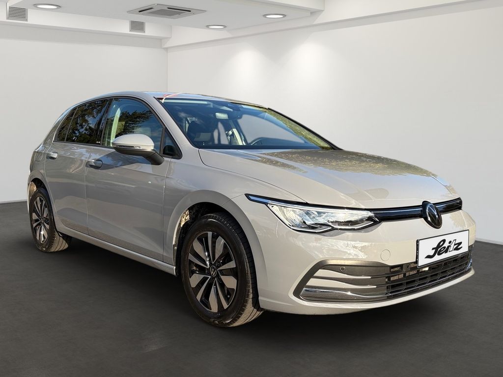 Volkswagen Golf 2023 г. Серый, пробег 35575 км