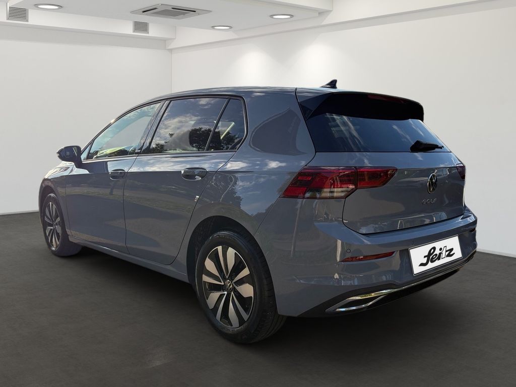 Volkswagen Golf 2023 г. Серый, пробег 35575 км