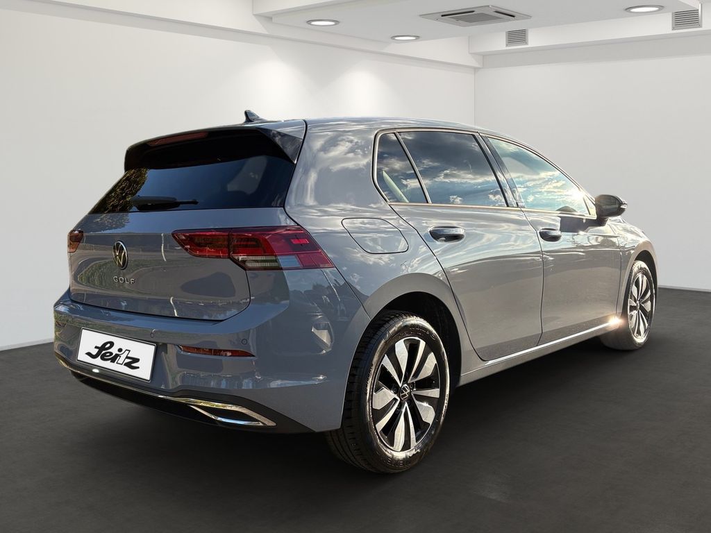 Volkswagen Golf 2023 г. Серый, пробег 35575 км