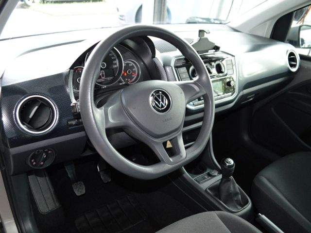 Volkswagen up! 2022 г. Серебристый, пробег 31183 км