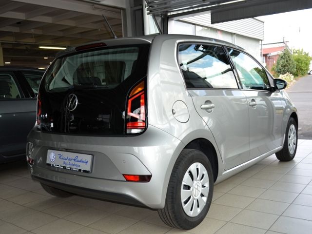 Volkswagen up! 2022 г. Серебристый, пробег 31183 км